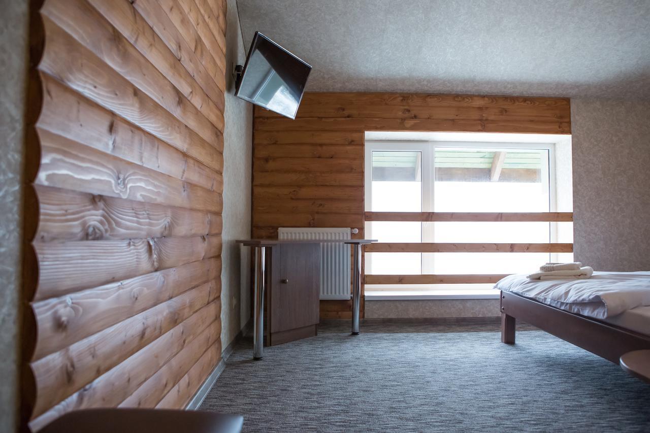 Hotel & Restaurant Complex Hap-Ok Brodki Экстерьер фото