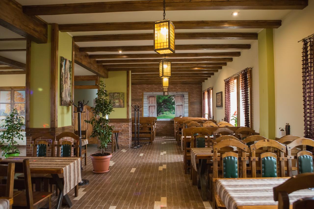 Hotel & Restaurant Complex Hap-Ok Brodki Экстерьер фото