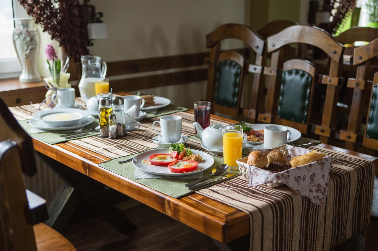 Hotel & Restaurant Complex Hap-Ok Brodki Экстерьер фото