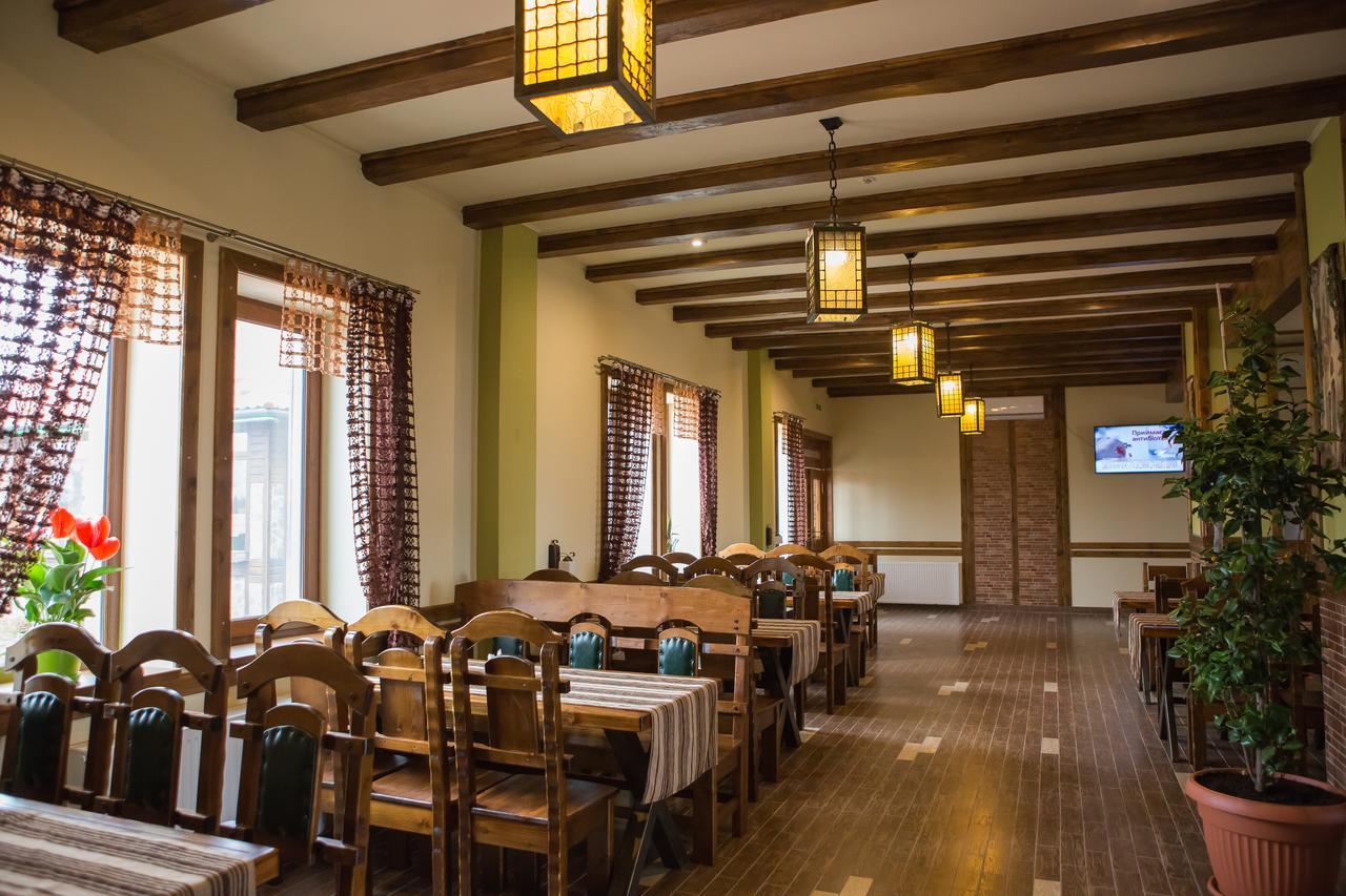 Hotel & Restaurant Complex Hap-Ok Brodki Экстерьер фото