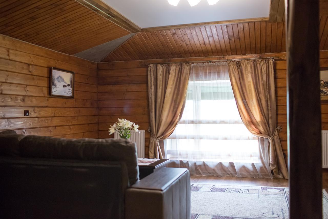 Hotel & Restaurant Complex Hap-Ok Brodki Экстерьер фото