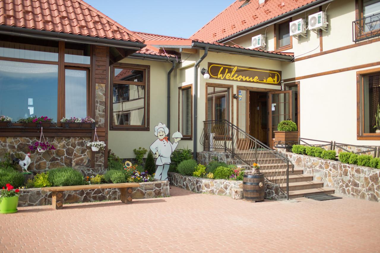 Hotel & Restaurant Complex Hap-Ok Brodki Экстерьер фото