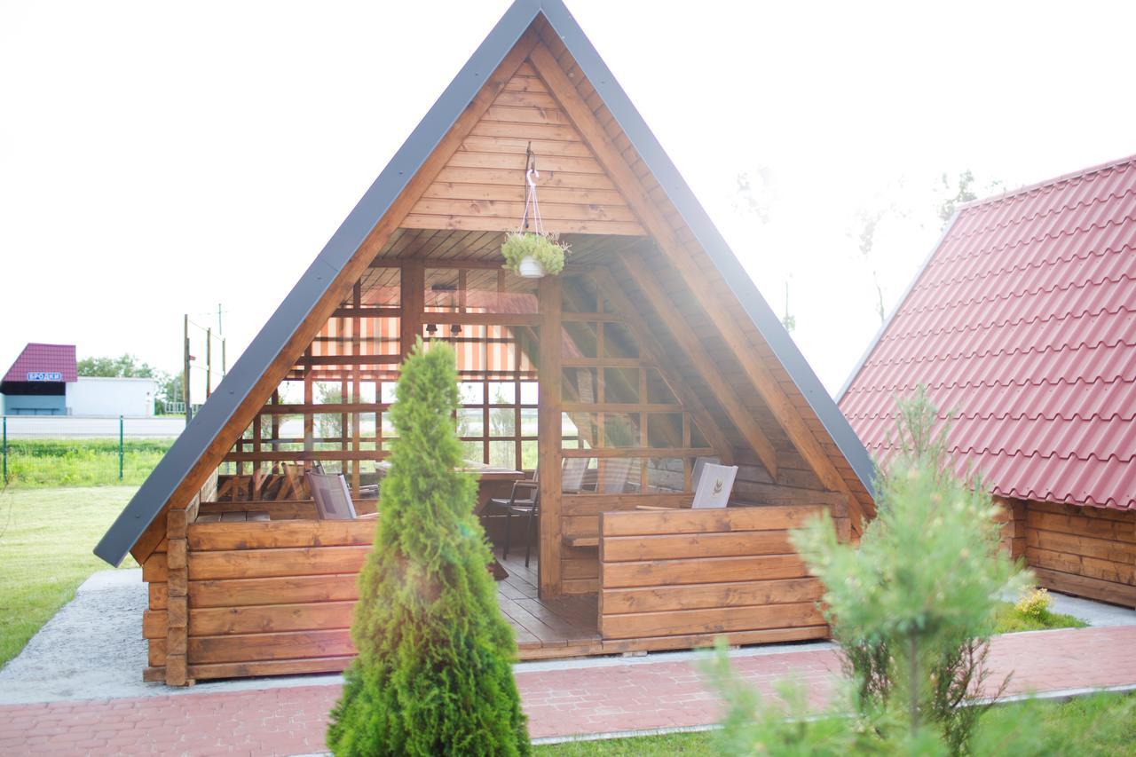 Hotel & Restaurant Complex Hap-Ok Brodki Экстерьер фото